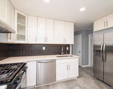 54 Ketcham Avenue - Photo Thumbnail 6