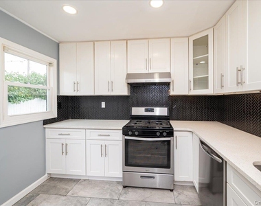 54 Ketcham Avenue - Photo Thumbnail 5