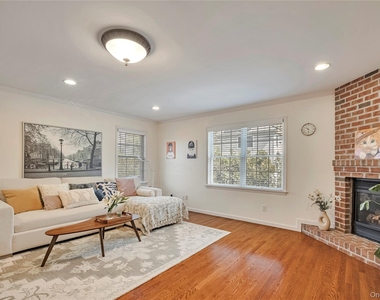 119 Montgomery Avenue - Photo Thumbnail 5