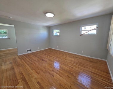 66 Gates Avenue - Photo Thumbnail 9