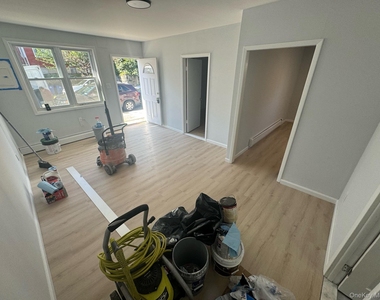 33 Union Lane - Photo Thumbnail 6