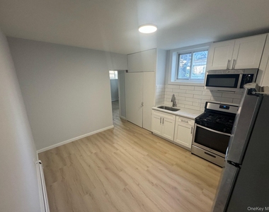 33 Union Lane - Photo Thumbnail 2