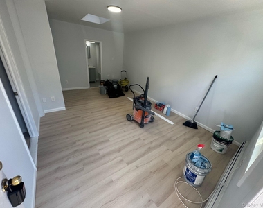 33 Union Lane - Photo Thumbnail 5