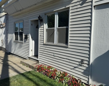33 Union Lane - Photo Thumbnail 3