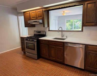2100 Hillside Avenue - Photo Thumbnail 9