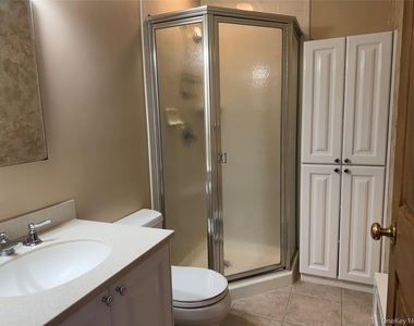 2100 Hillside Avenue - Photo Thumbnail 6