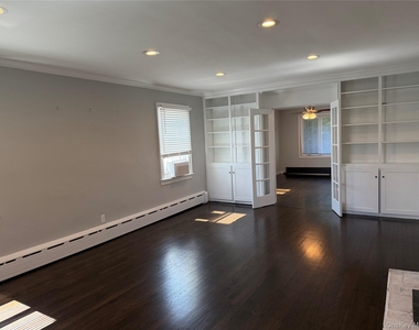 2100 Hillside Avenue - Photo Thumbnail 3