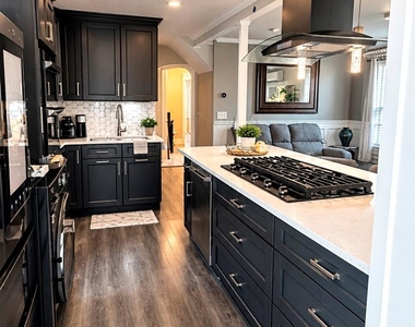 849 Second Avenue - Photo Thumbnail 2