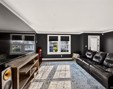 1 North Drive - Photo Thumbnail 22