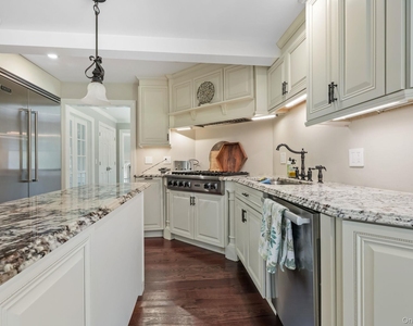 777 Armonk Road - Photo Thumbnail 10