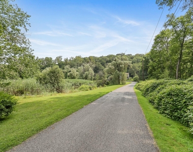777 Armonk Road - Photo Thumbnail 2