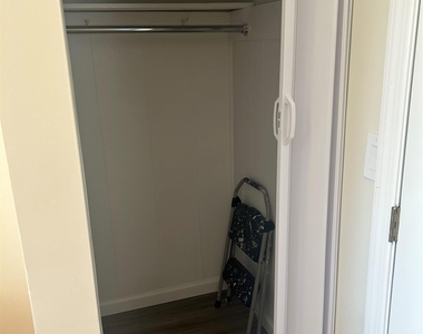 50 Willow Lane - Photo Thumbnail 4
