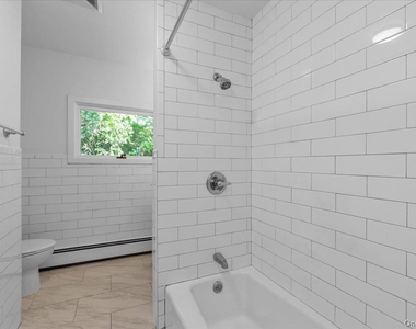 22 Putnam Avenue - Photo Thumbnail 13