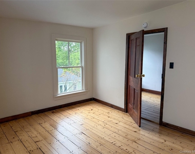 5 North Road - Photo Thumbnail 12