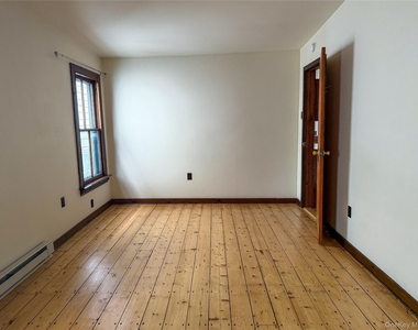 5 North Road - Photo Thumbnail 9