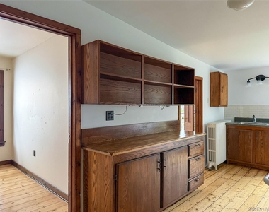5 North Road - Photo Thumbnail 8