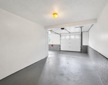 339 Avenue B - Photo Thumbnail 15