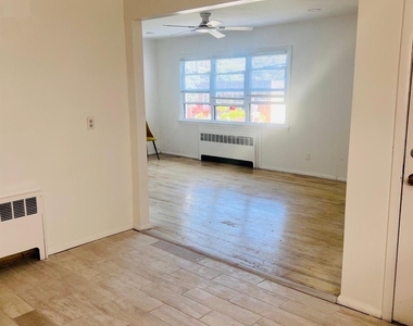 2540 Far Rockaway Boulevard - Photo Thumbnail 3