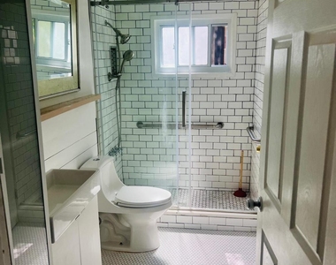 2540 Far Rockaway Boulevard - Photo Thumbnail 2