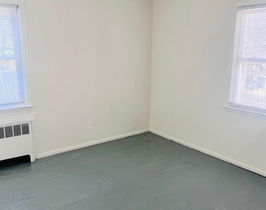2540 Far Rockaway Boulevard - Photo Thumbnail 7