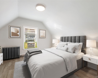44 Robertson Avenue - Photo Thumbnail 11
