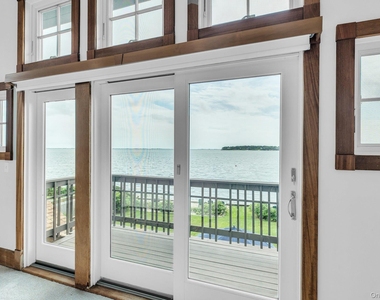 310 E Montauk Highway - Photo Thumbnail 21