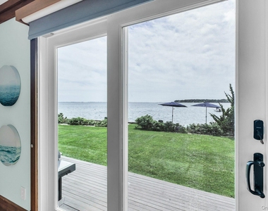 310 E Montauk Highway - Photo Thumbnail 16