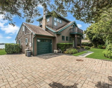 310 E Montauk Highway - Photo Thumbnail 6