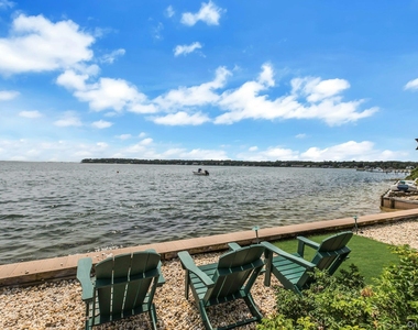 310 E Montauk Highway - Photo Thumbnail 4