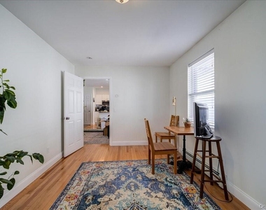 82 Broadway - Photo Thumbnail 14