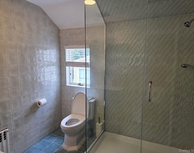 541 Cedarwood Drive - Photo Thumbnail 9