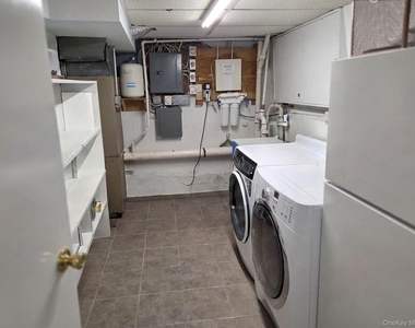 541 Cedarwood Drive - Photo Thumbnail 13