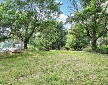 246 Orchard Drive - Photo Thumbnail 20