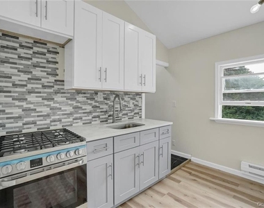246 Orchard Drive - Photo Thumbnail 6