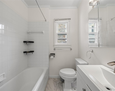 3404 Mohegan Avenue - Photo Thumbnail 20