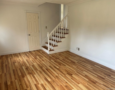24 Carl Street - Photo Thumbnail 6