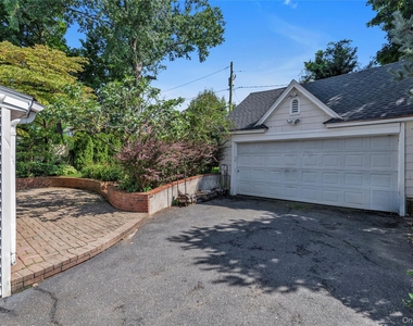 138 Hillcrest Avenue - Photo Thumbnail 19