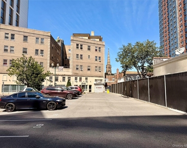 543 Main Street - Photo Thumbnail 29