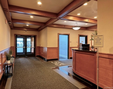 543 Main Street - Photo Thumbnail 22