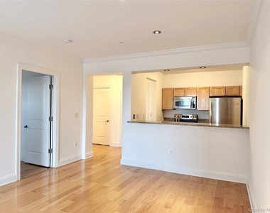 543 Main Street - Photo Thumbnail 9