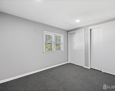 48 Buchanan Avenue - Photo Thumbnail 17