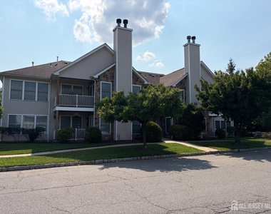 6 Lackland Avenue - Photo Thumbnail 16