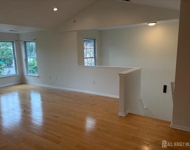 6 Lackland Avenue - Photo Thumbnail 7