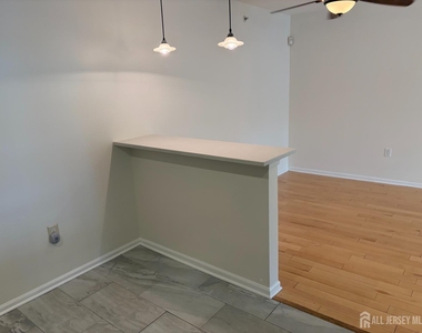 6 Lackland Avenue - Photo Thumbnail 14
