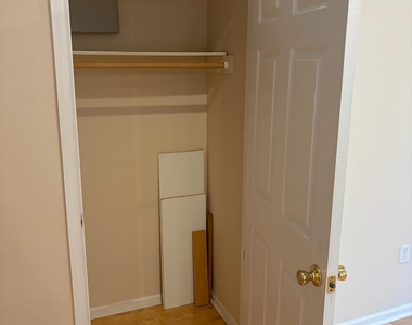 6 Lackland Avenue - Photo Thumbnail 17