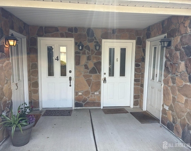 6 Lackland Avenue - Photo Thumbnail 1
