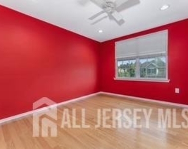 42 Pony Lane - Photo Thumbnail 1