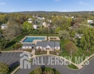 42 Pony Lane - Photo Thumbnail 2
