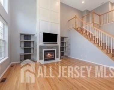 42 Pony Lane - Photo Thumbnail 4