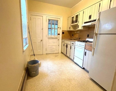 207 Woodbridge Avenue - Photo Thumbnail 5